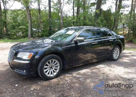 2013 Chrysler 300 Motown from USA, damaged, VIN 2C3CCAAGXDH630832